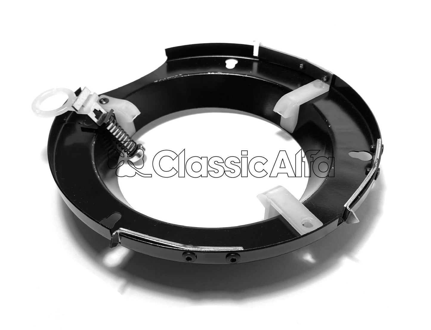 LT137 GIULIA LEFT INNER HEADLAMP MOUNTING FRAME