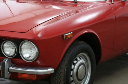 LT145 USA SPEC AMBER SIDE MARKER LIGHT/REFLECTOR WITH CHROME FRAME  1971 ON