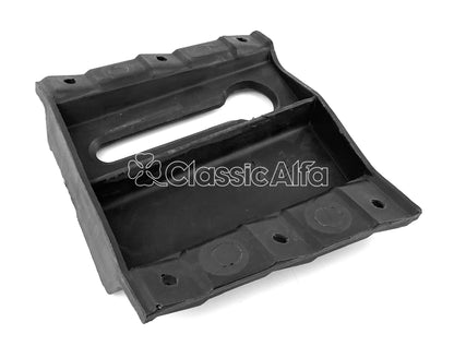 MI069 FRONT LEFT BUMPER BRACKET - S4 SPIDER
