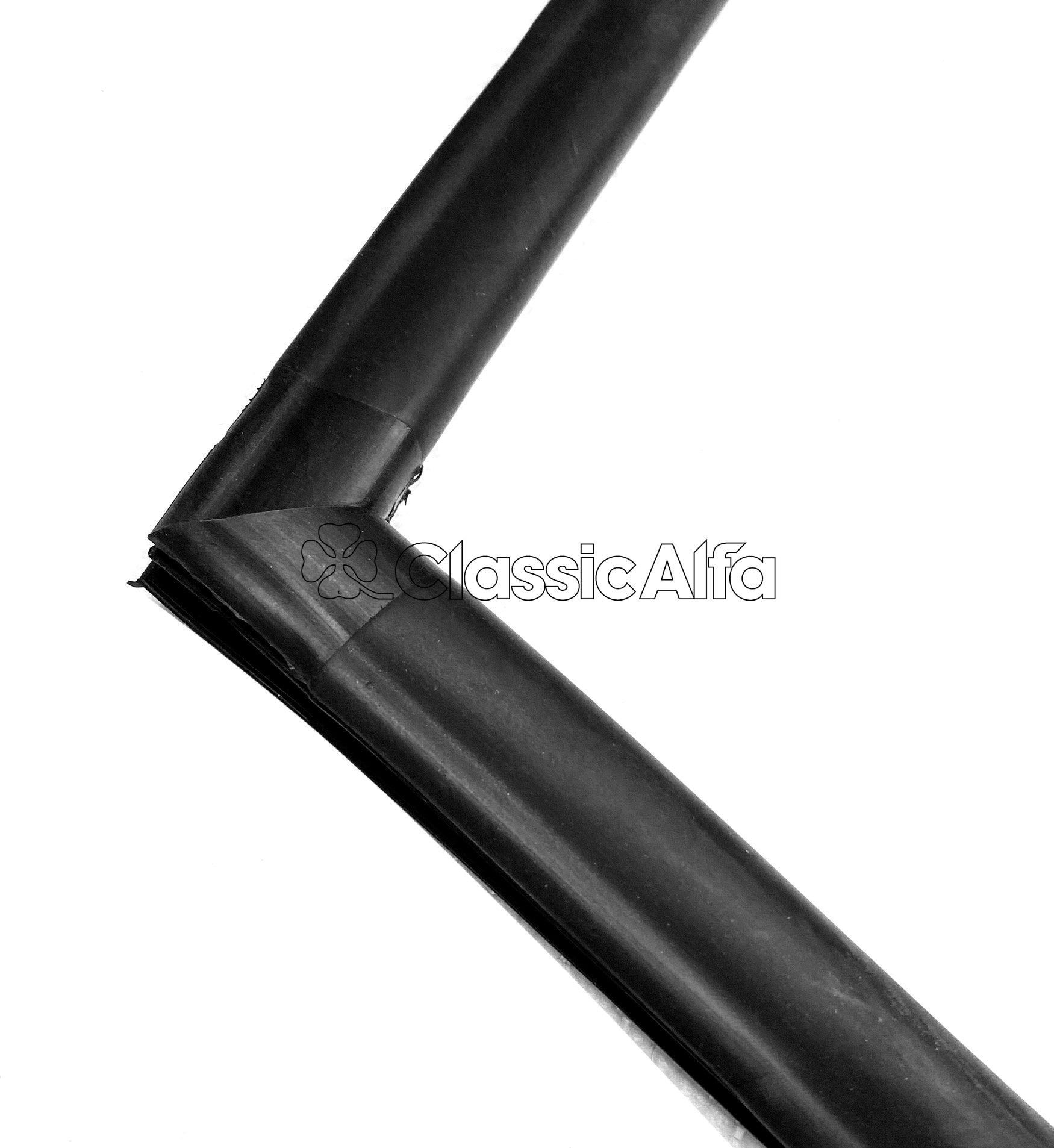 MN020 MONTREAL FRONT SCREEN SEAL