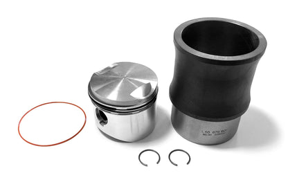 MN065 MONTREAL PISTON & LINER