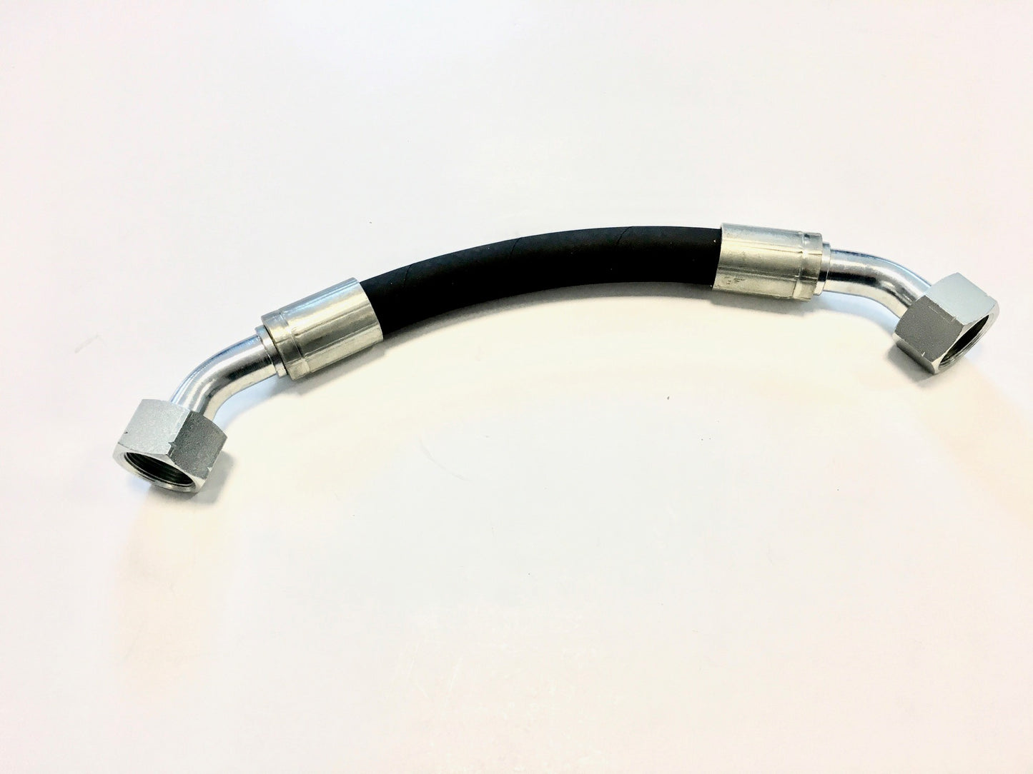 MN129/1 MONTREAL OIL COOLER TO OIL PUMP HOSE