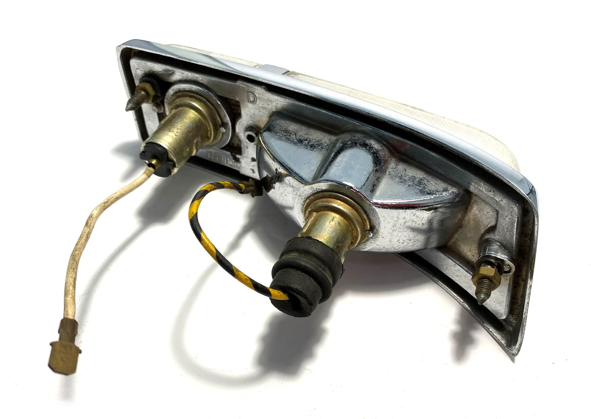 N0078 ORIGINAL EARLY GIULIA ALTISSIMO SIDELIGHT - RIGHT