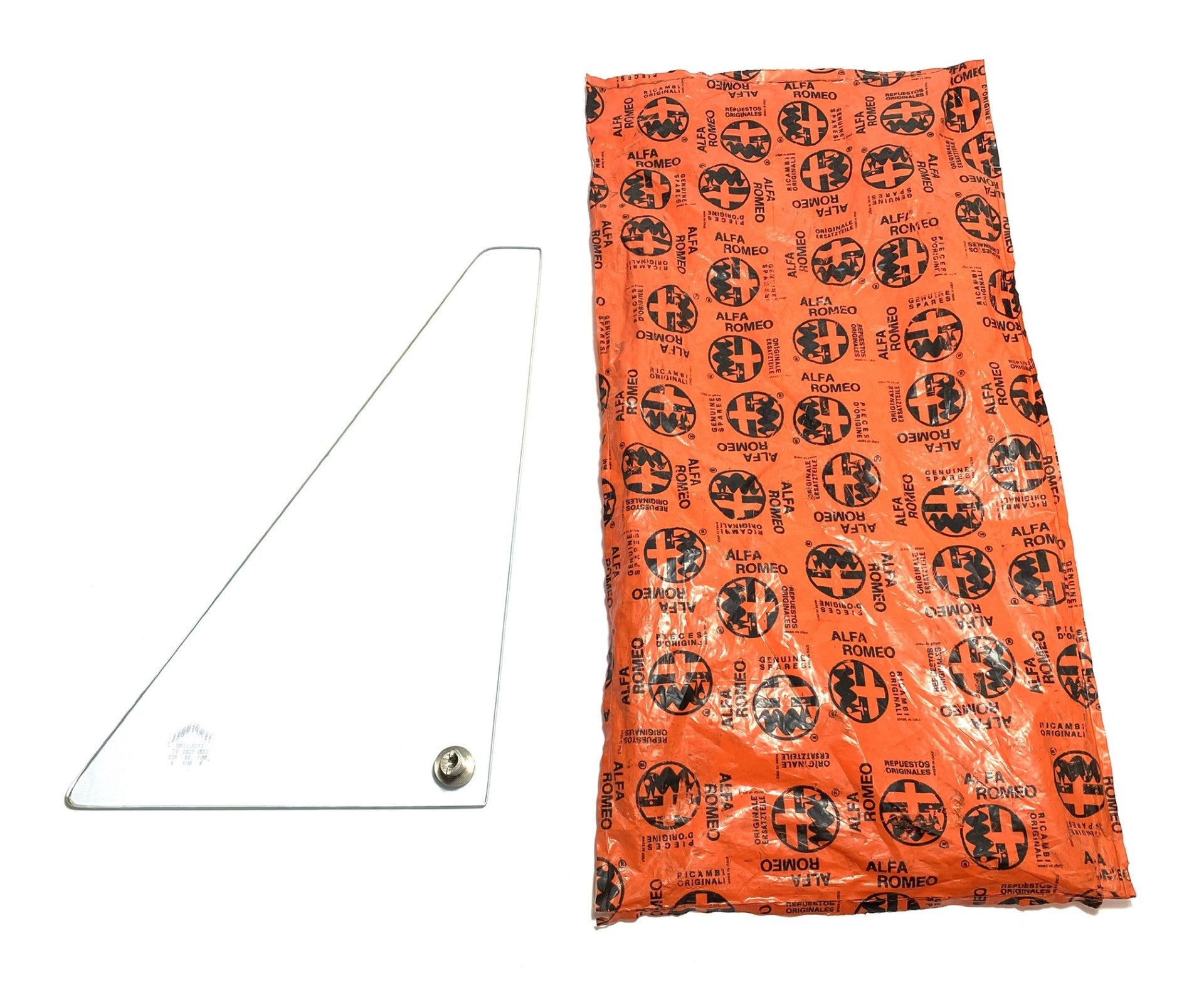 N0188 ORIGINAL GIULIA/BERLINA QUARTERLIGHT GLASS