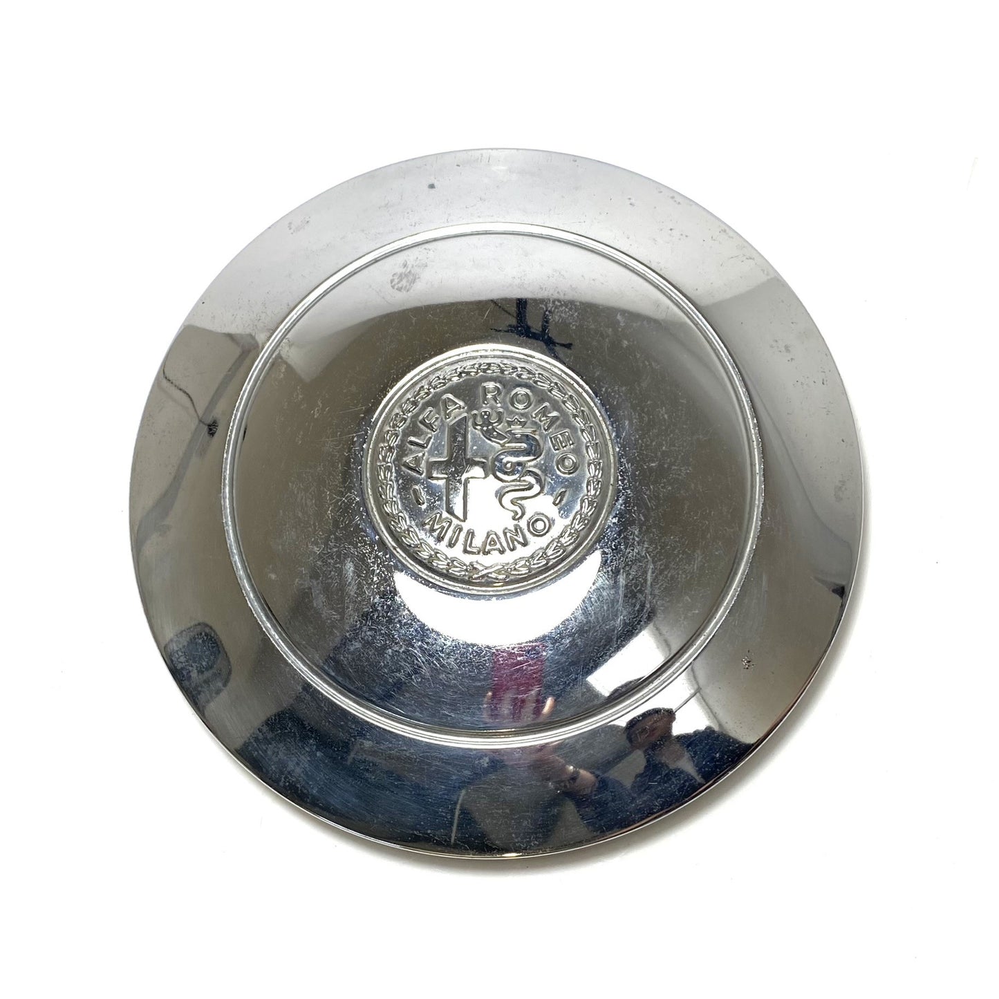 N0204 ORIGINAL EARLY 105 (1300) HUBCAP