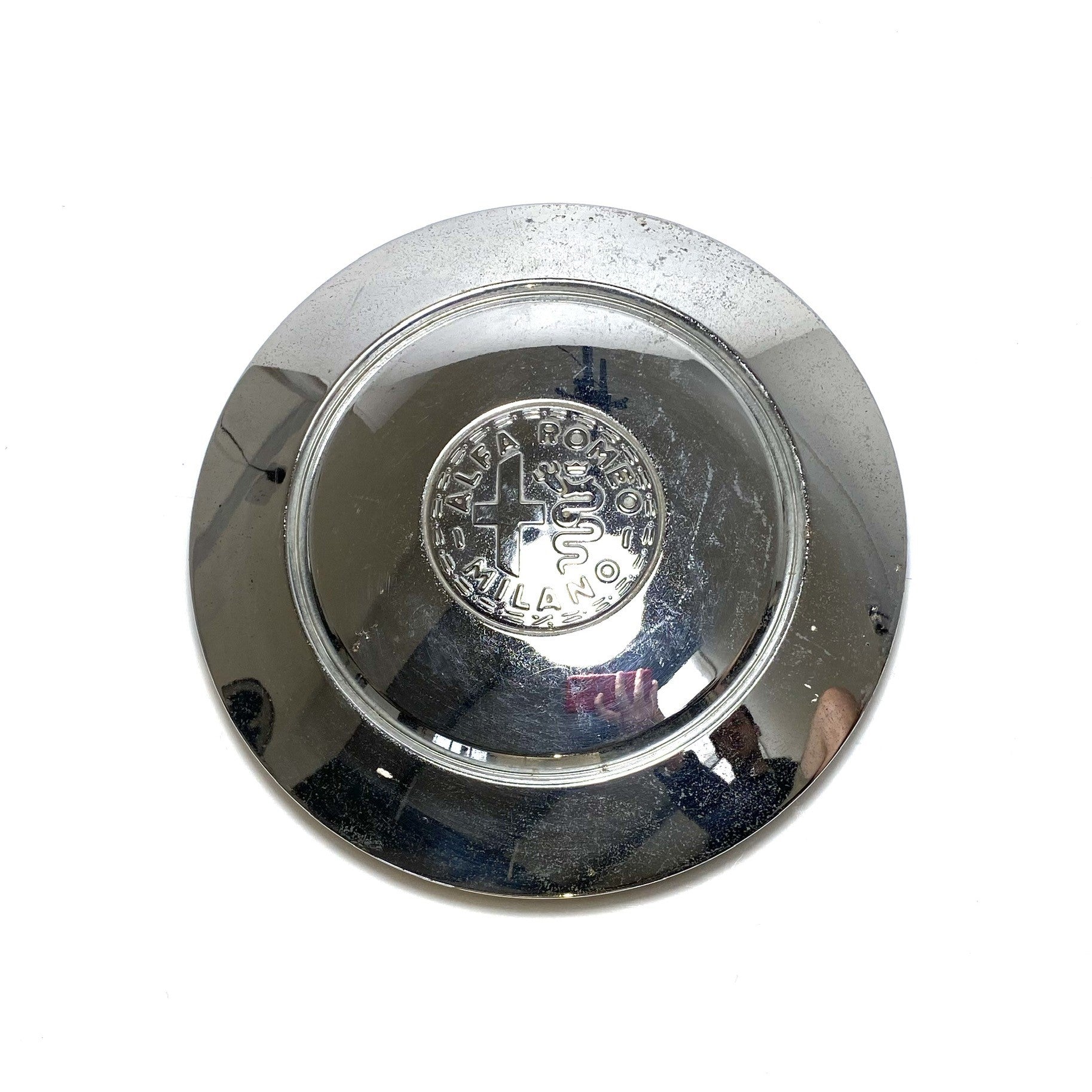 N0205 ORIGINAL EARLY 105 (1300) HUBCAP