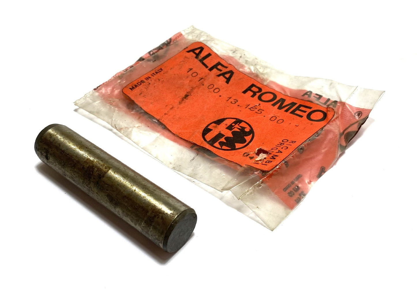 N0212 ORIGINAL 105/115 REVERSE GEAR SHAFT