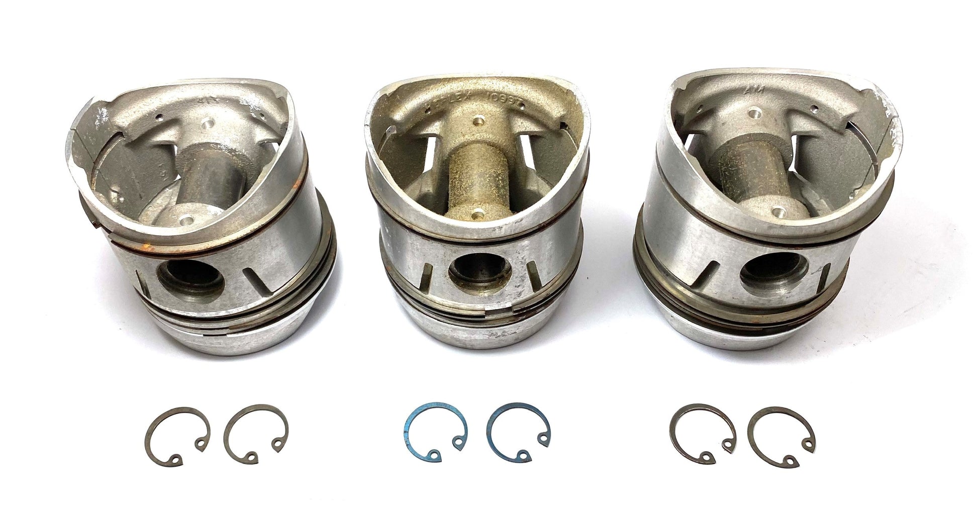 N0333 ORIGINAL SET OF 3 1900 PISTONS