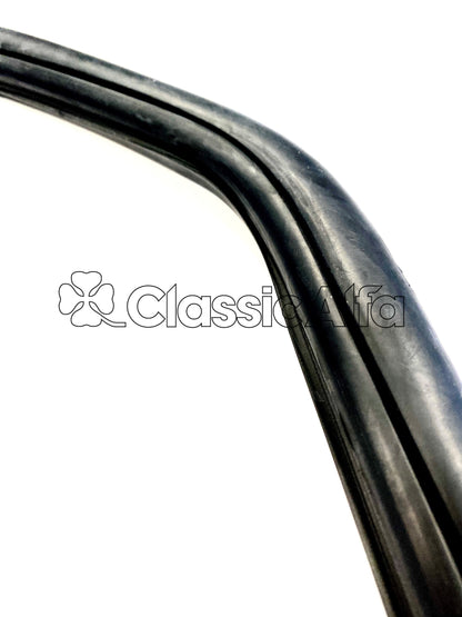 RB000 GT/GTV FRONT SCREEN SEAL