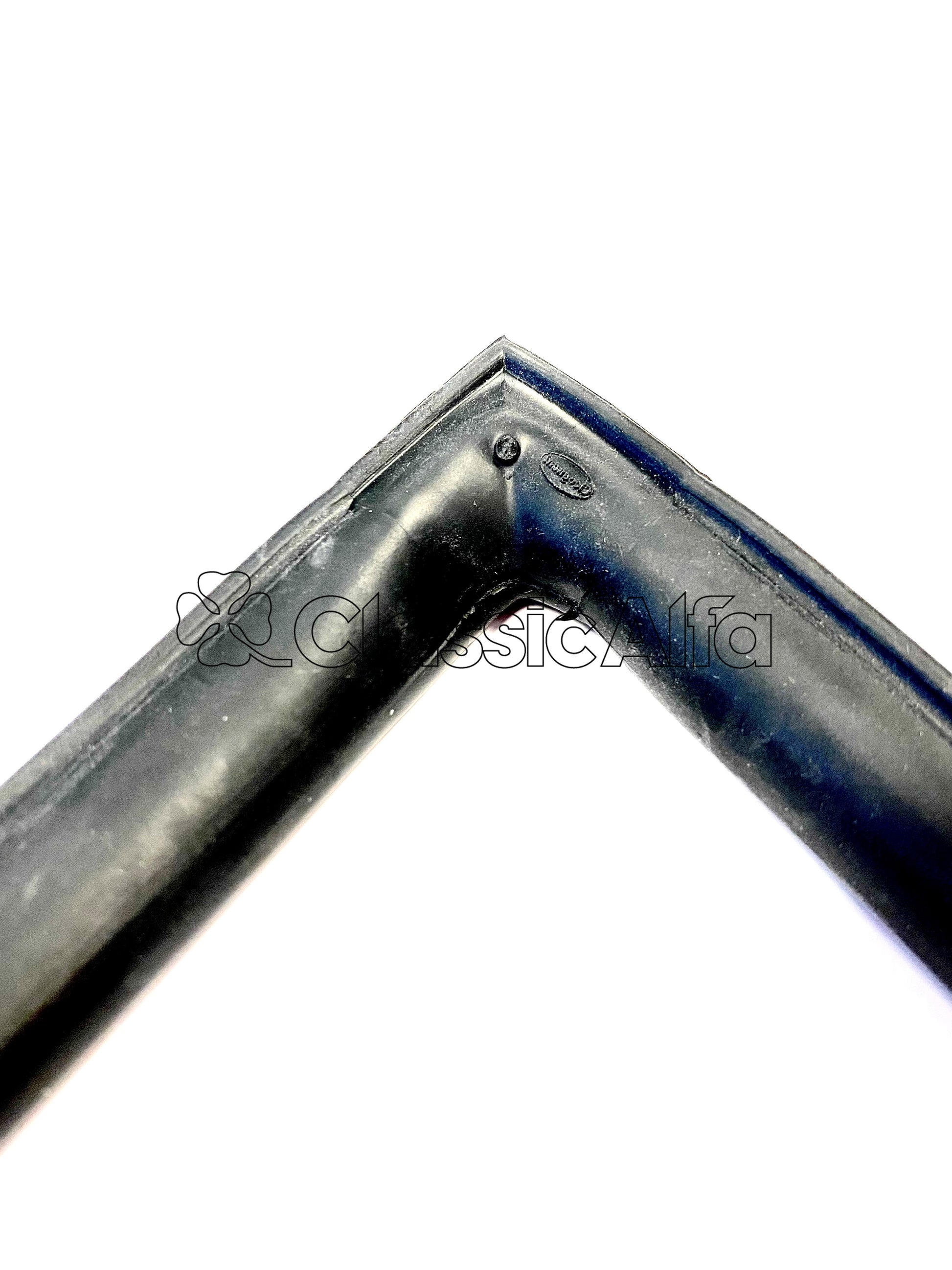 RB003 GT/GTV RIGHT MAIN DOOR RUBBER SEAL