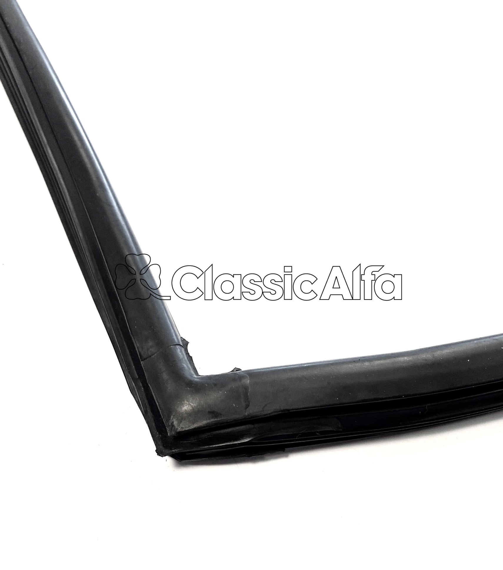 RB021 1970-93 SPIDER WINDSCREEN RUBBER