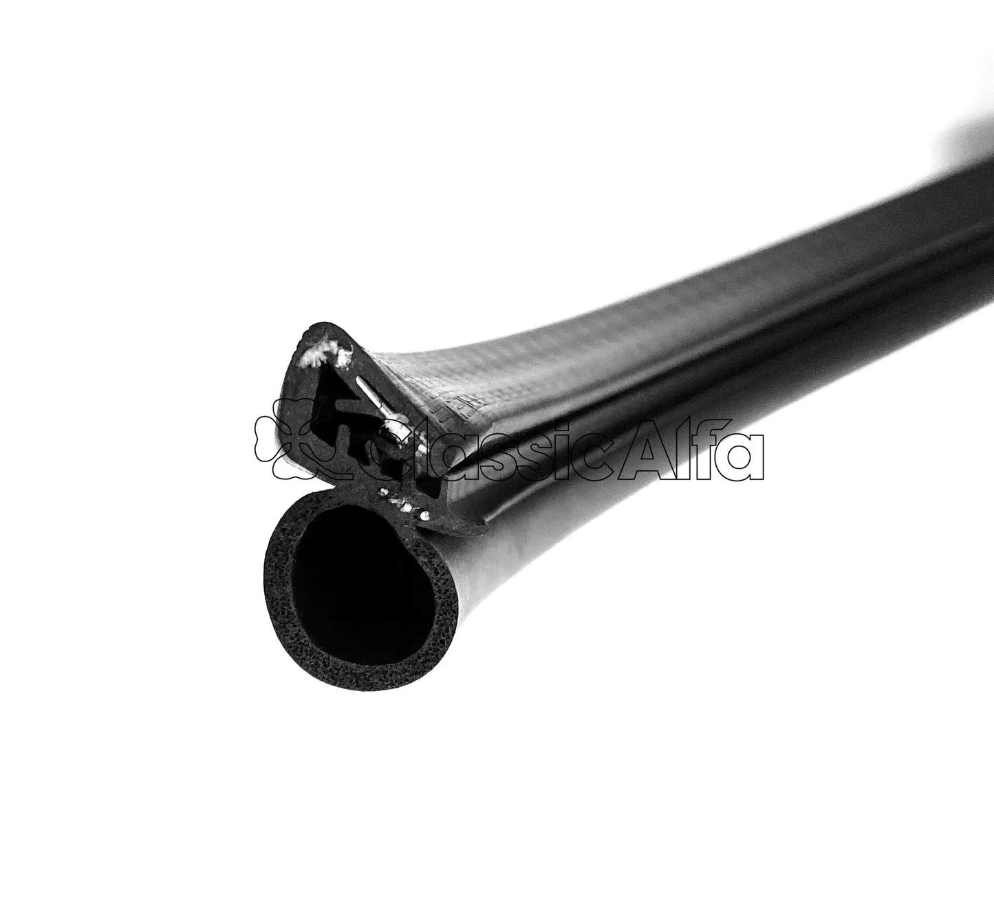 RB022/1 DOOR RUBBER SEAL PER METRE