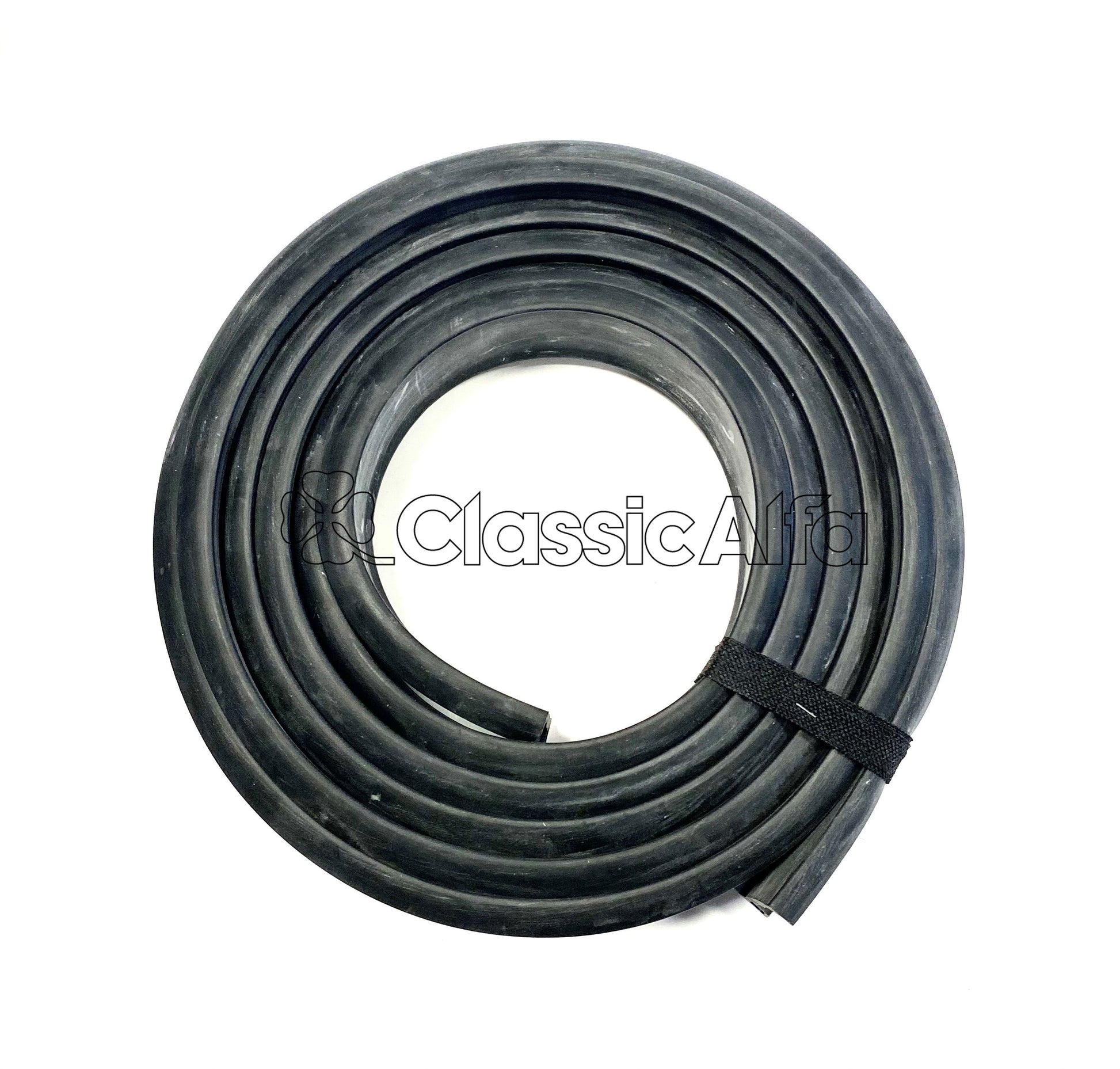 RB033/2 SPIDER 1966-69 HARDTOP REAR BASE SEAL