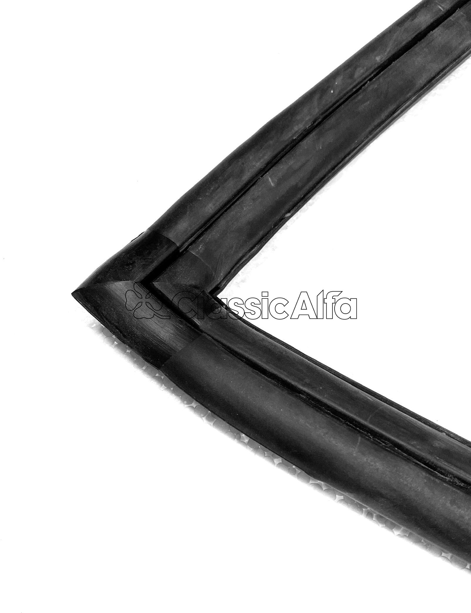 RB035 BERLINA REAR SCREEN RUBBER
