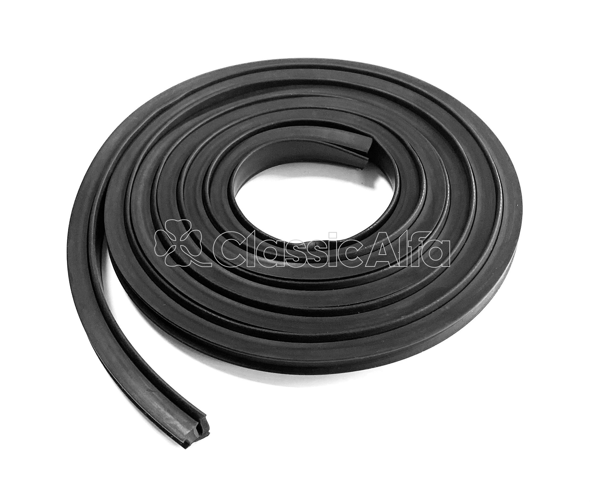 RB037/1 GIULIA SALOON REAR DOOR SEAL - ON DOOR