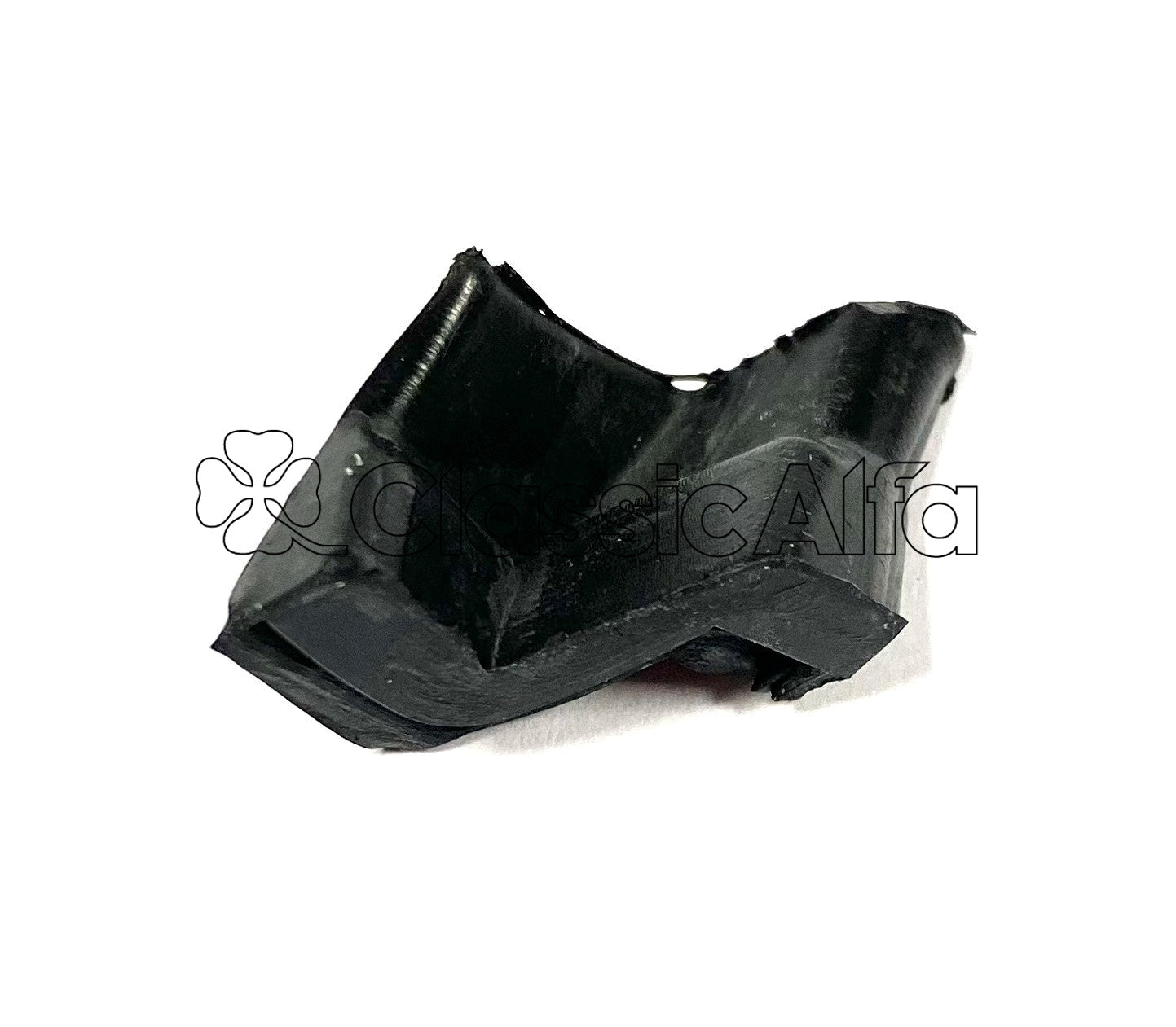 RB041 GT/GTV FRONT QUARTERLIGHT TO DOOR SEAL - LEFT