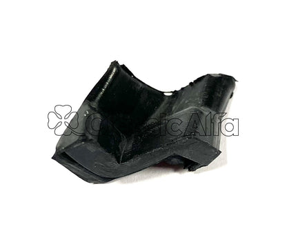 RB041 GT/GTV FRONT QUARTERLIGHT TO DOOR SEAL - LEFT