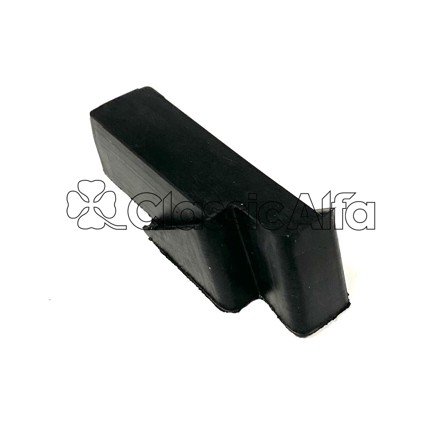 RB051/1 GT QUARTERLIGHT TOP SEAL - RIGHT