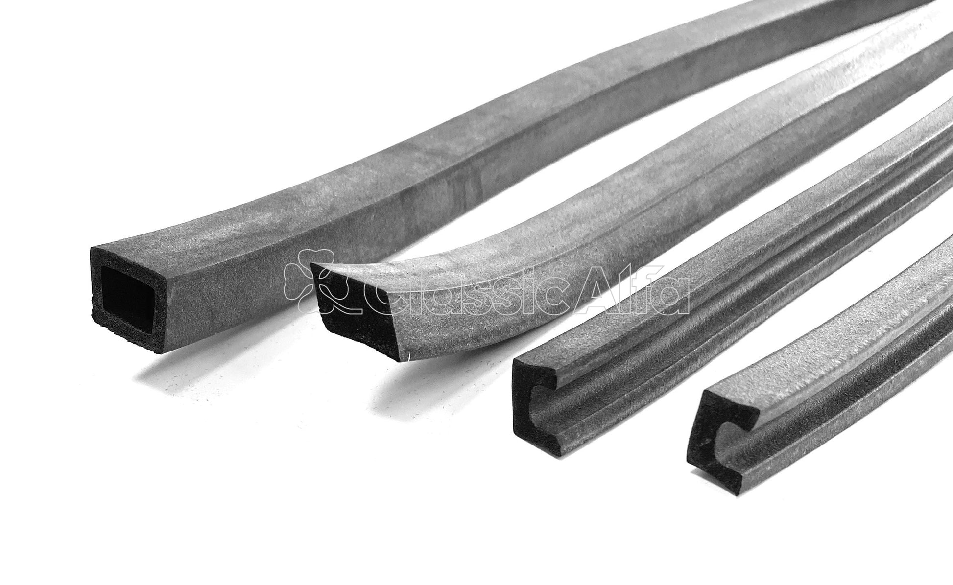 RB052 GIULIA SALOON BOOT SEAL SET