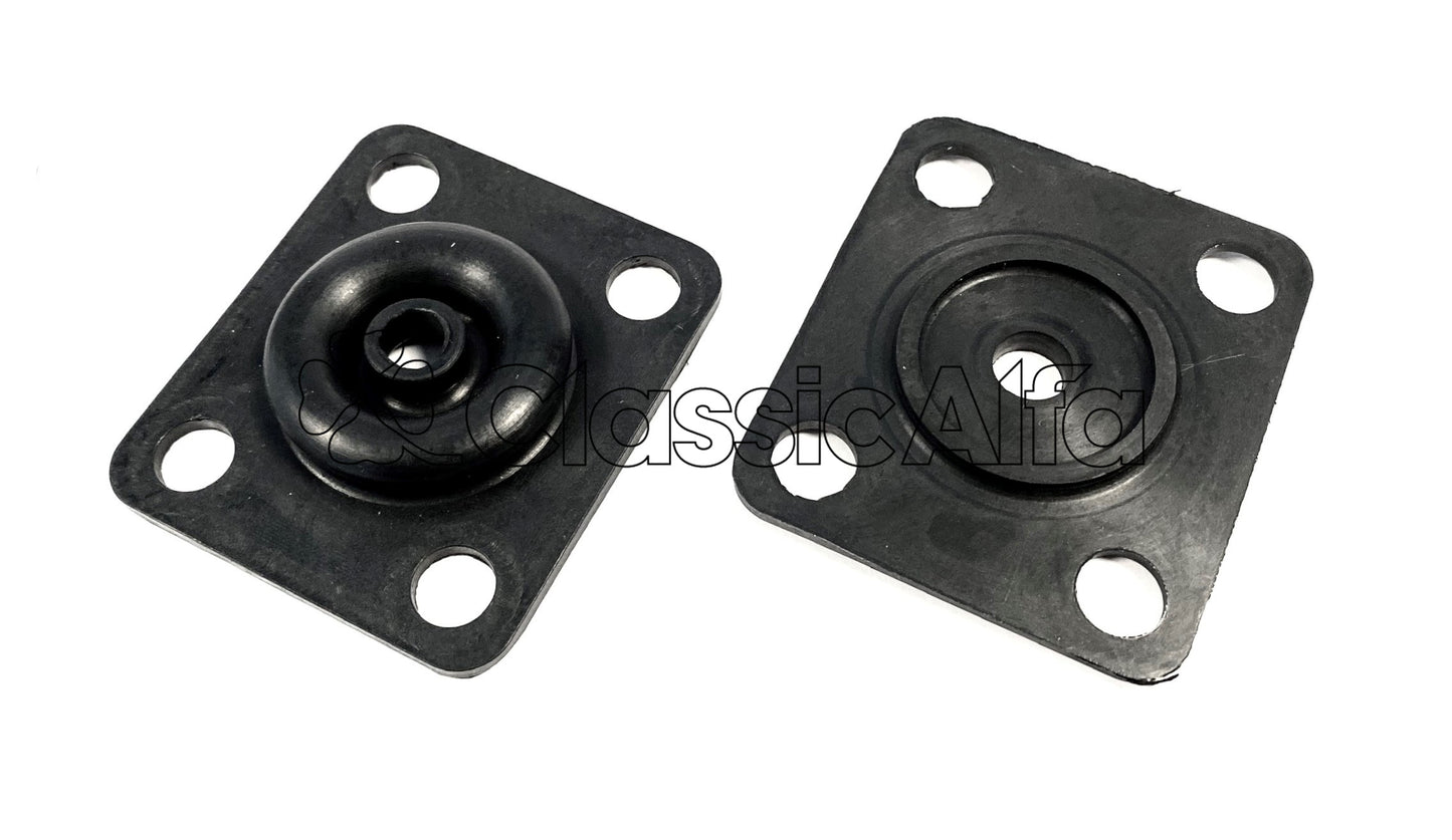 RB055 GROMMET FOR THROTTLE/ACCELERATOR LINKAGE - LEFT HAND DRIVE CARS