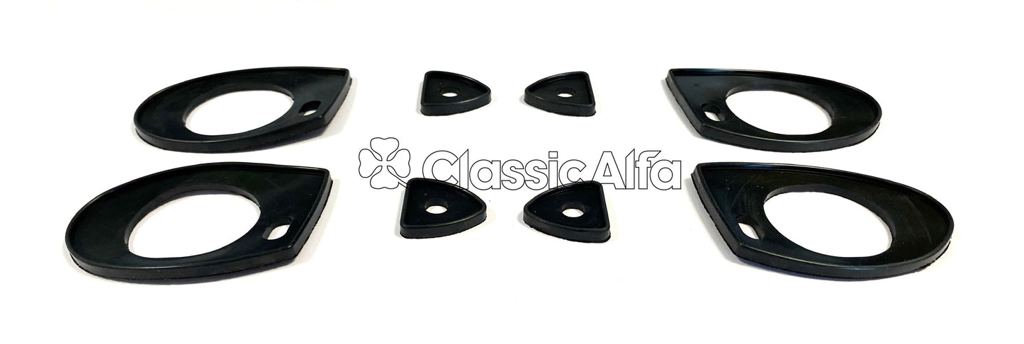 RB082 GIULIA SALOON DOOR HANDLE SEALS - LATER STYLE