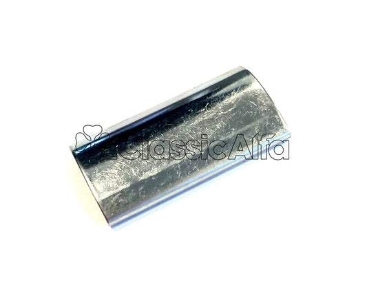 RB090/1 GT/GTV  WINDSCREEN CENTRE TRIM FINISHER