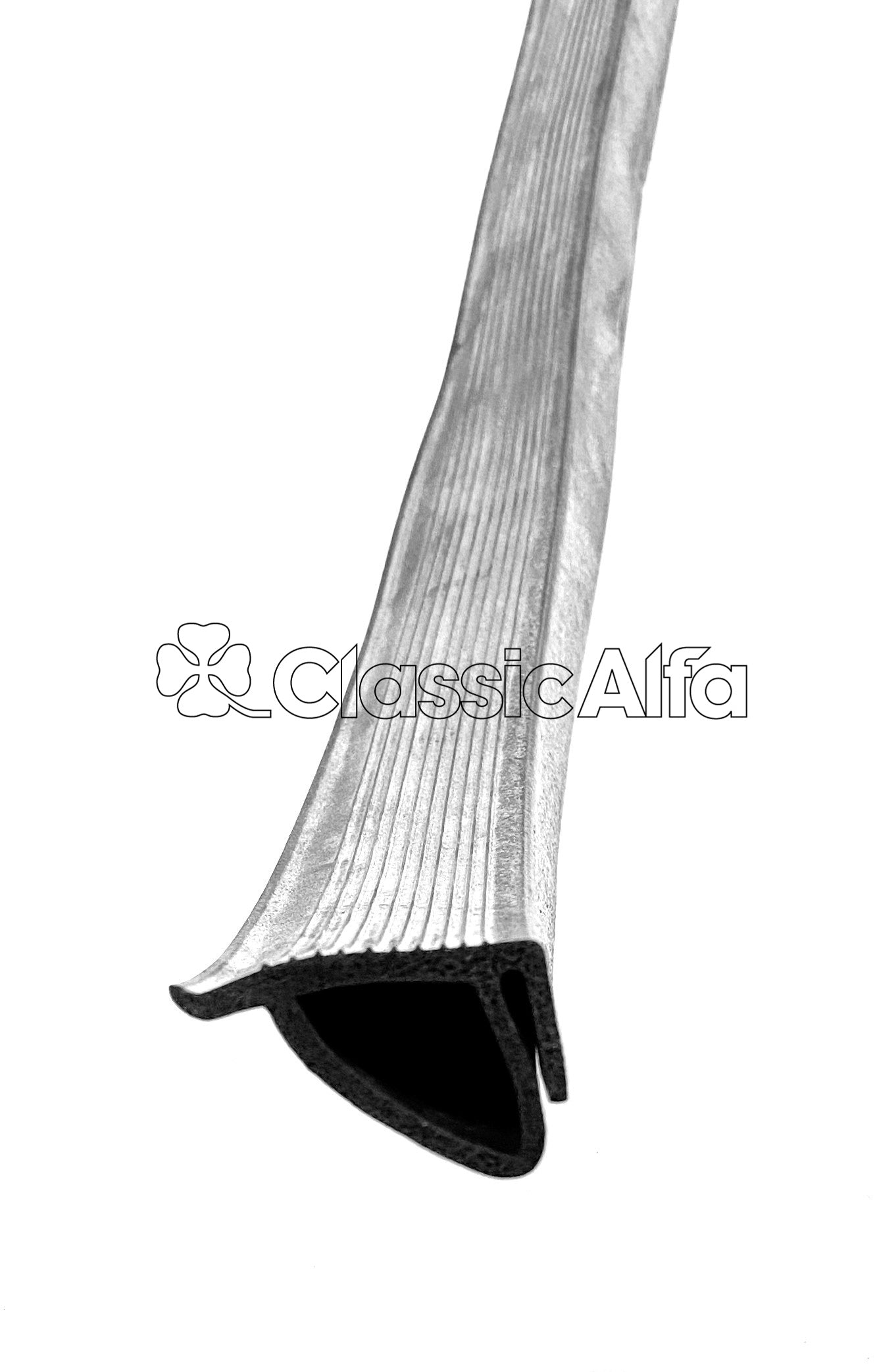 RB108 SPIDER 1966-69 HARDTOP FRONT SEAL