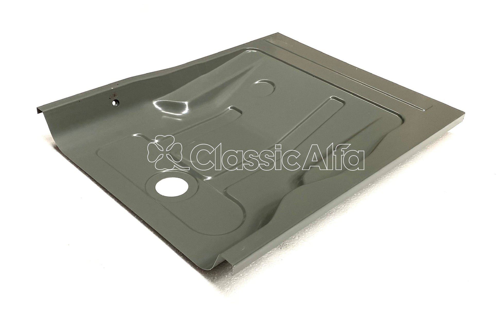 ST038 GT RIGHT REAR FLOOR PAN RIGHT (1970-76)