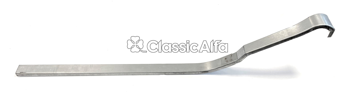 ST120 RIGHT FRONT CHASSIS LEG LOWER INSERT