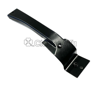 ST142 FRONT ANTI-ROLL BAR MOUNTING BRACKET - LEFT