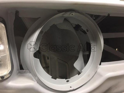 ST149/1  RIGHT SIDE HEADLIGHT BRACKET - STEP-FRONT GT