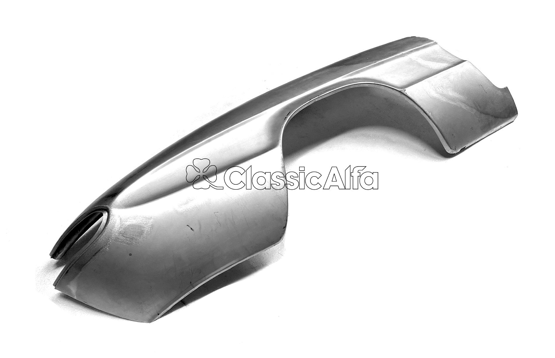 ST166 ROUNDTAIL SPIDER RIGHT REAR WING/FENDER