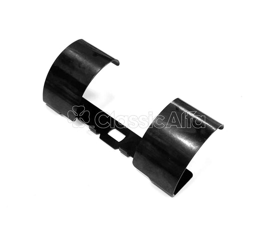 ST200 GIULIA SALOON BONNET/HOOD SPRING PLATE