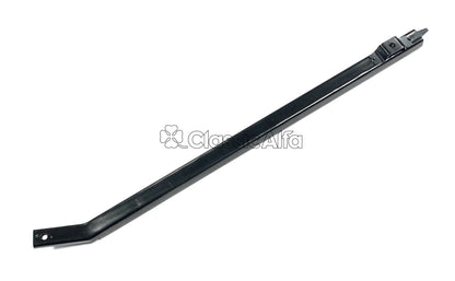 ST234/1 RIGHT GT DOOR GLASS GUIDE - REAR.