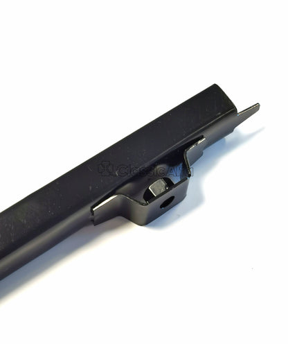 ST234/1 RIGHT GT DOOR GLASS GUIDE - REAR.