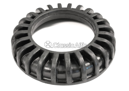 SU101 RUBBER SEAT FOR TOP OF REAR SPRING