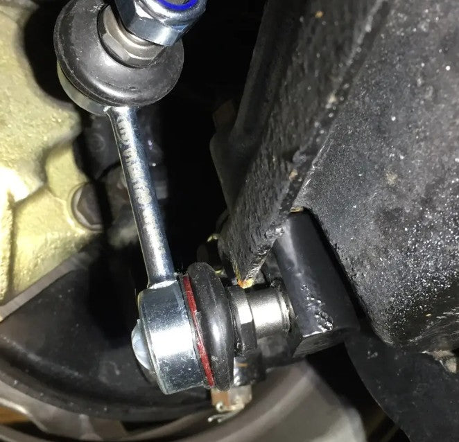 SU102 ANTI-ROLL BAR DROP LINK - LEFT - SPIDER 1986-93