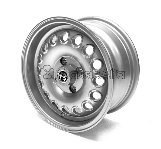 WH036 GTA STYLE 7 x 15" ET29 STANDARD ALLOY WHEEL