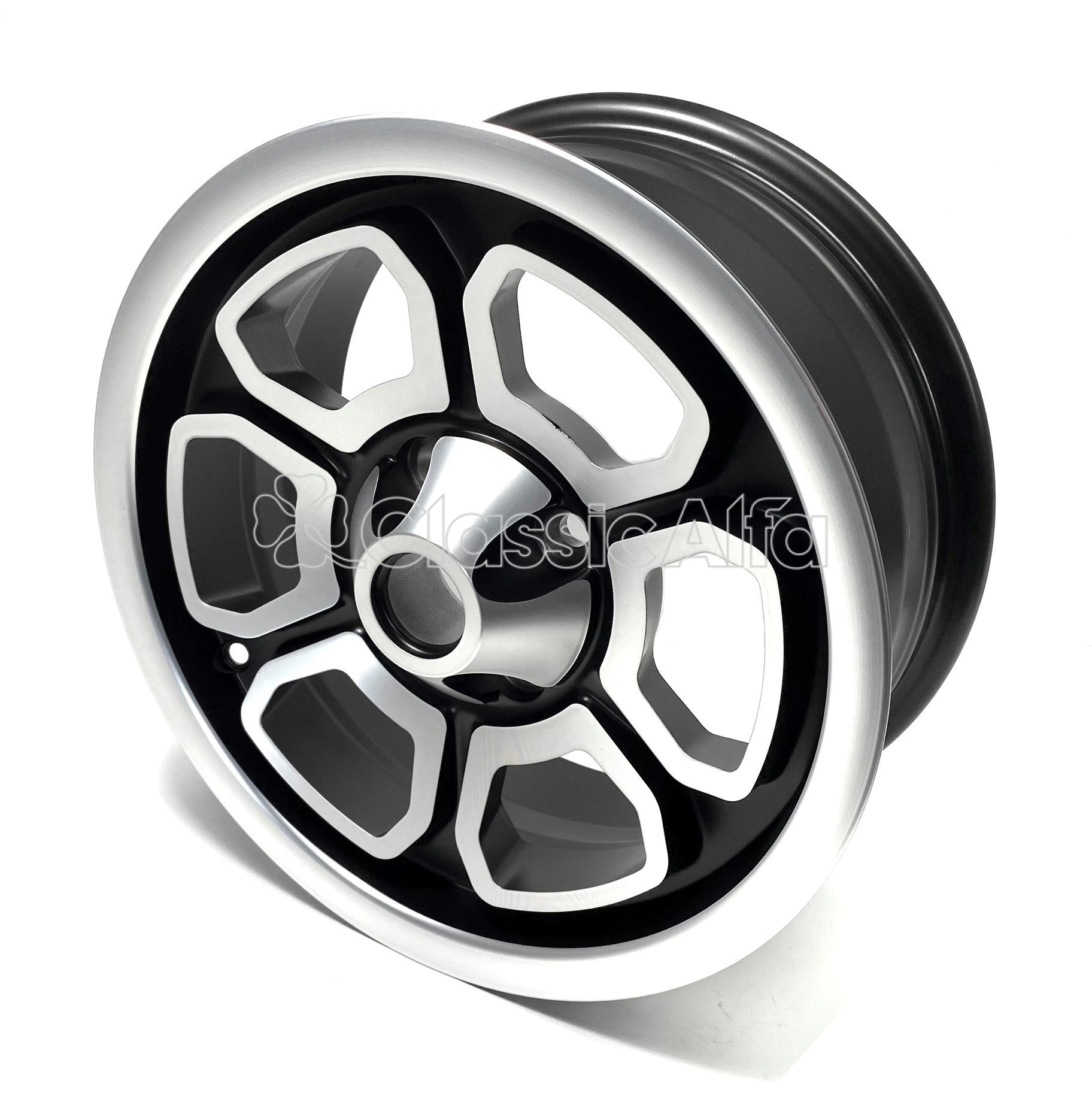 WH122 6x14 MOMO VEGA STYLE 4-STUD WHEEL - ALFETTA – Classic Alfa