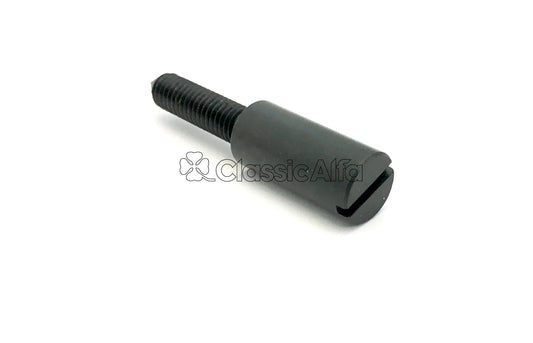 GL037 GT QUARTERLIGHT SCREW