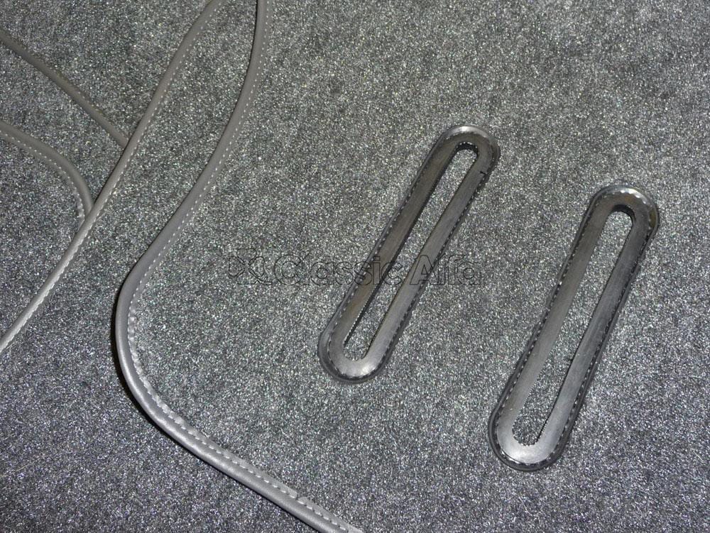 IN056/1 SPRINT GT/GTV CARPET SET - GREY - RHD