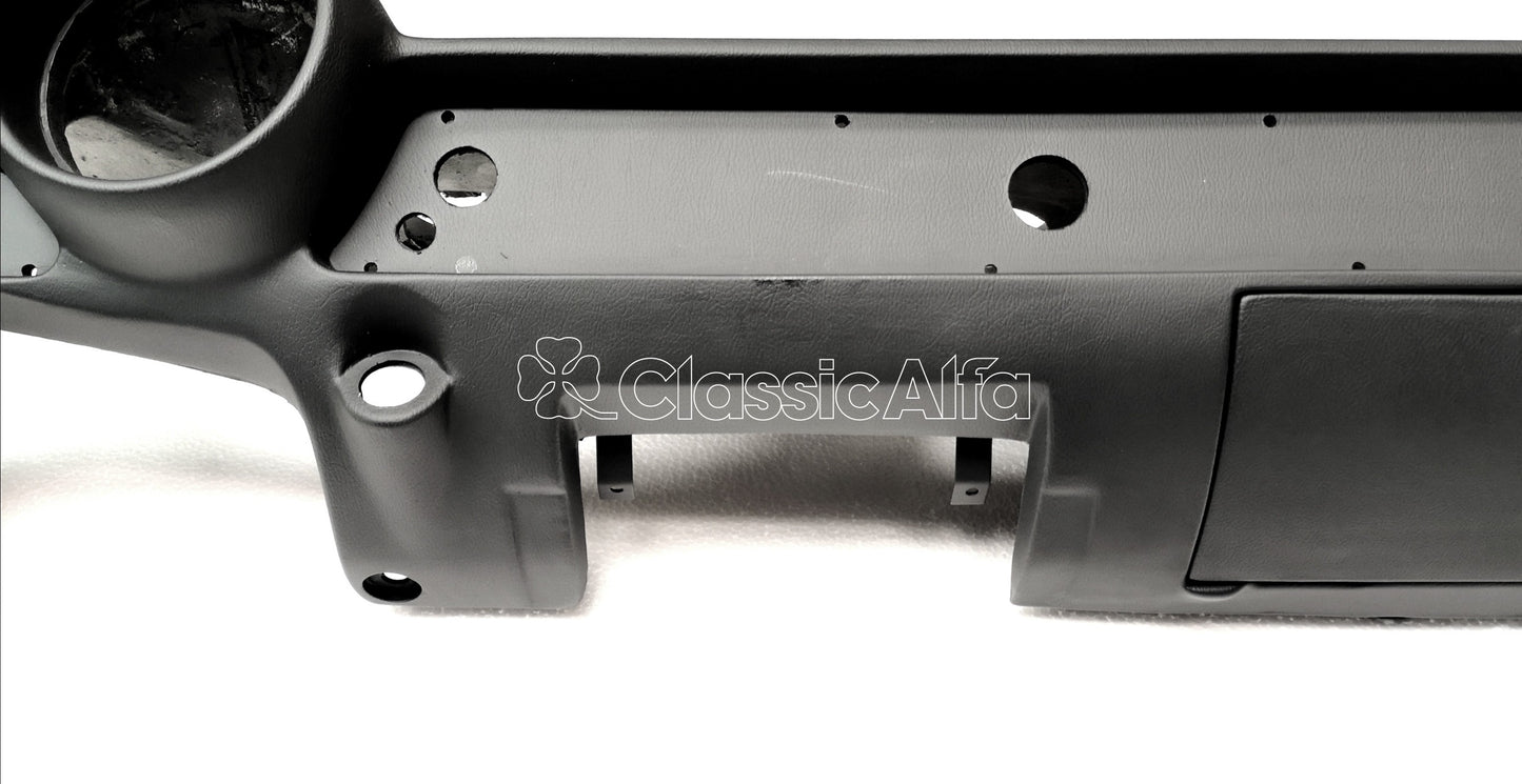 IN194/3 1750 GTV DASHBOARD MK2 LHD 69-73