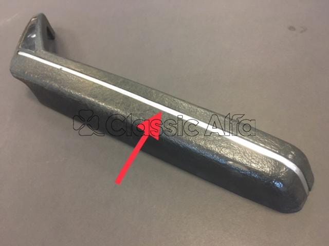 IN226 CHROME EDGING DOOR HANDLE 2000 GTV , 1750 & 2000 BERLINA