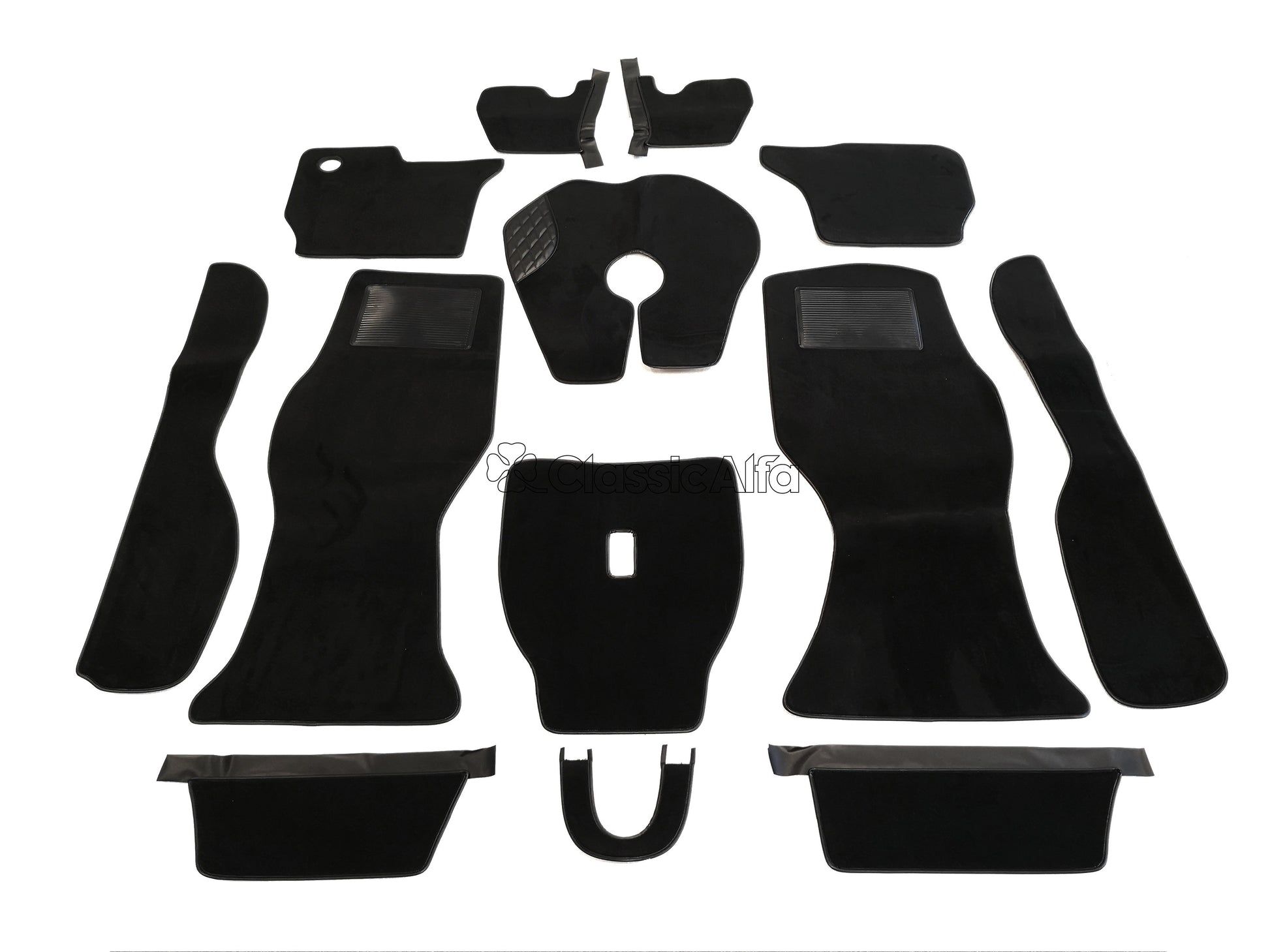 IN246 LATE GTV/GT JUNIOR BLACK CARPET 1970-78 - LEFT HAND DRIVE - HANGING PEDALS