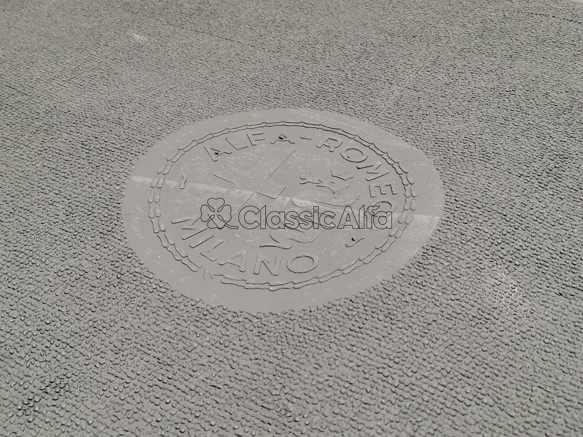 IN261 BERLINA 1750 & 2000 BOOT RUBBER MAT SET GREY