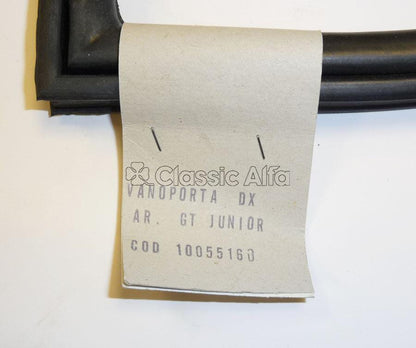 RB003 GT/GTV RIGHT MAIN DOOR RUBBER SEAL