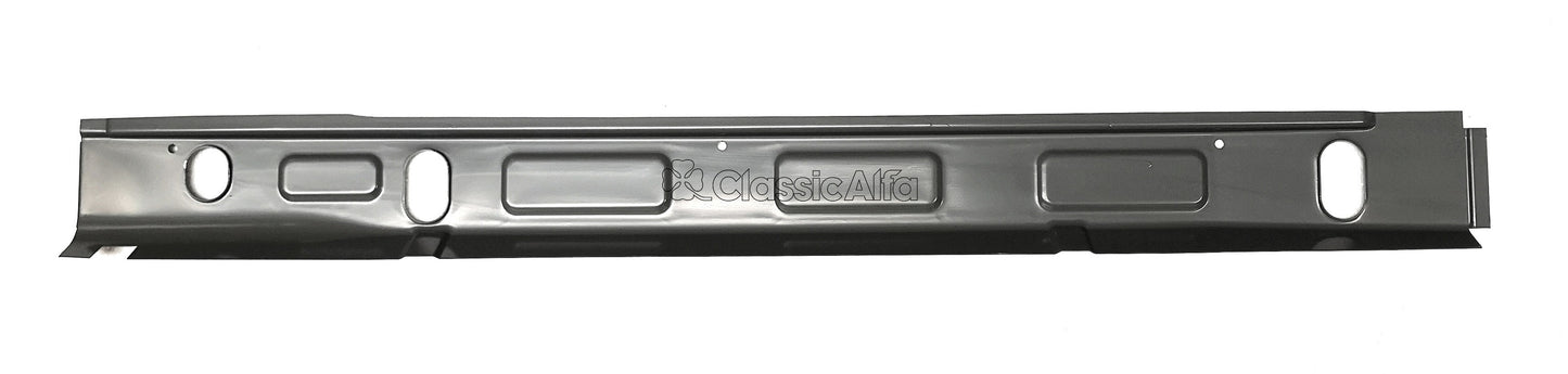 ST002 GT/GTV MIDDLE SILL - LEFT
