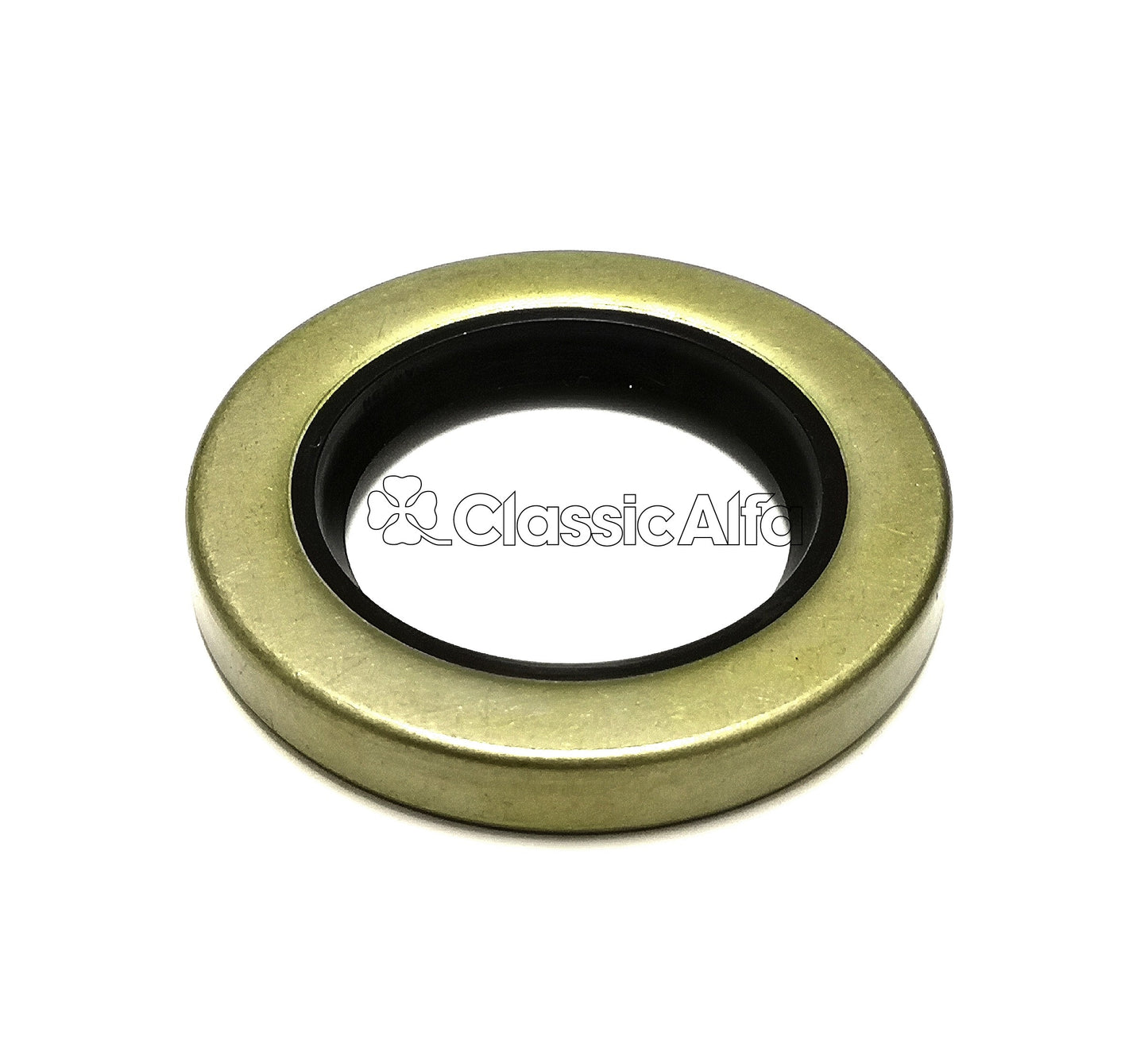 SU022 FRONT HUB OIL SEAL